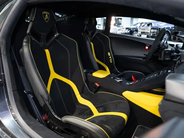 Lamborghini Huracan — Фото автомобиля 30