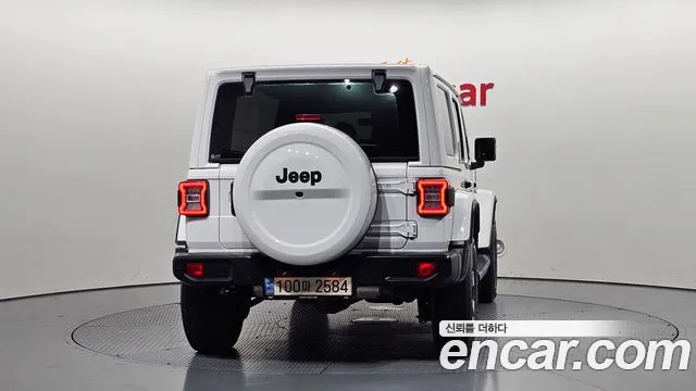 Jeep Wrangler Wrangler (JL) 2.0 Overland 4 двери — Фото автомобиля 4