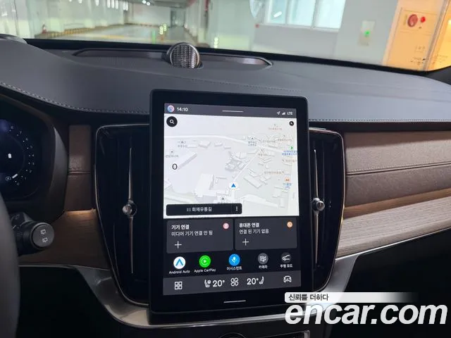 Volvo XC90 Generation 2 — Фото автомобиля 12