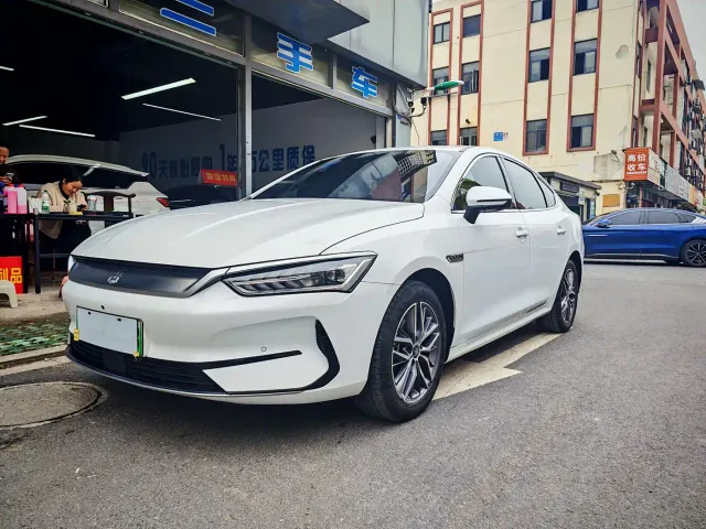 Фотография автомобиля — BYD Qin PLUS