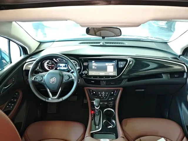 Buick Envision Plus — Фото автомобиля 9