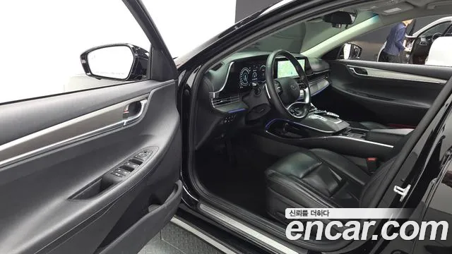 Hyundai Grandeur Новый Grandeur IG — Фото автомобиля 11