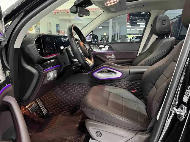 Mercedes-Benz GLS-Class — Фото автомобиля 16