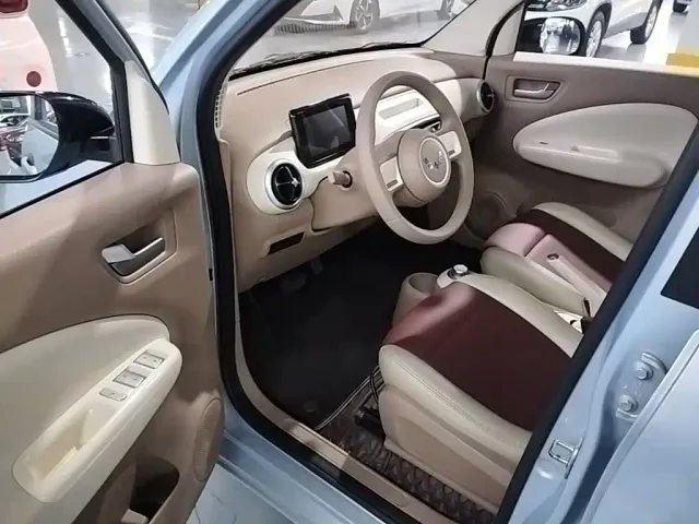 Wuling Hongguang Mini EV — Фото автомобиля 15