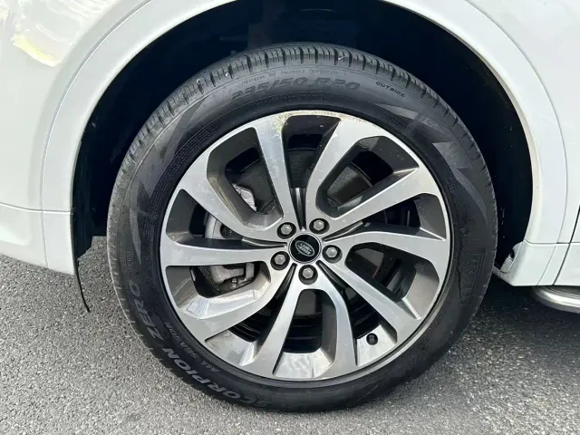 Land Rover Discovery Sport — Фото автомобиля 5