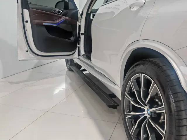 BMW X5 — Фото автомобиля 14