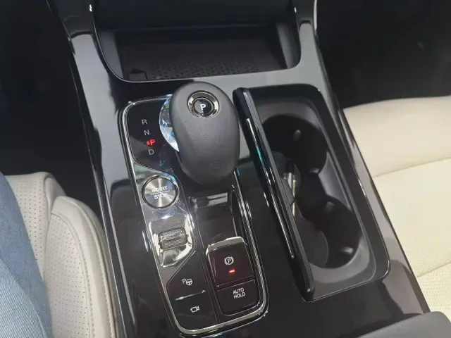 GAC Trumpchi E9 — Фото автомобиля 7