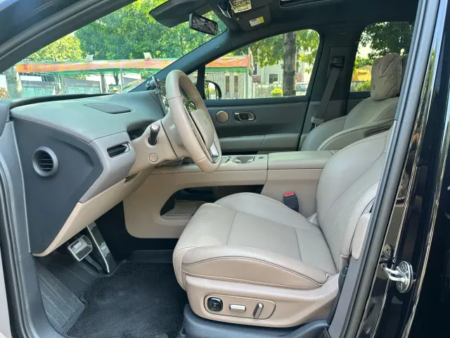 Li Auto i6 — Фото автомобиля 15