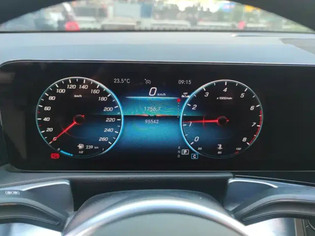 Mercedes-Benz GLB-Class — Фото автомобиля 14