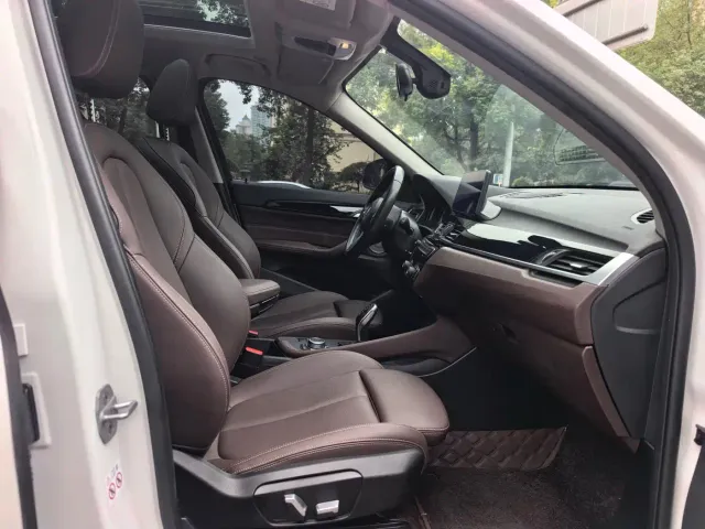 BMW X1 — Фото автомобиля 10