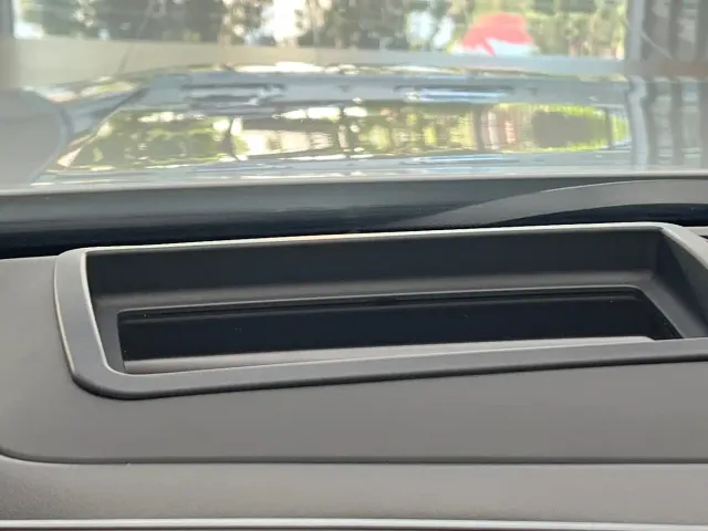 BMW 5 Series — Фото автомобиля 15