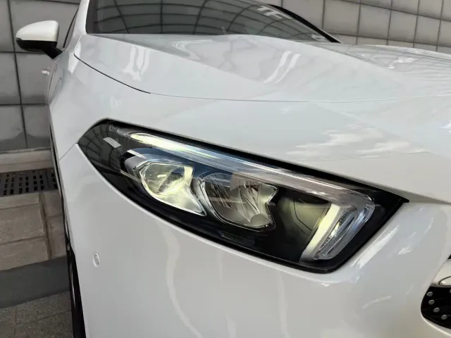 Mercedes-Benz A-Class — Фото автомобиля 4