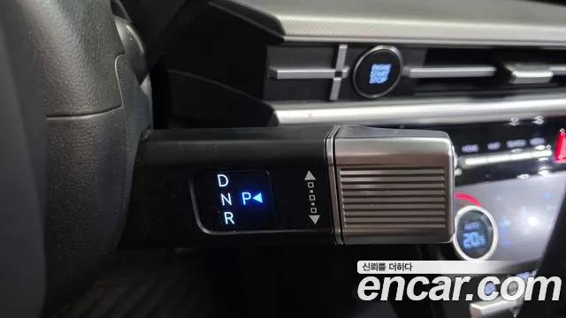 Hyundai Santa Fe MX5 — Фото автомобиля 9