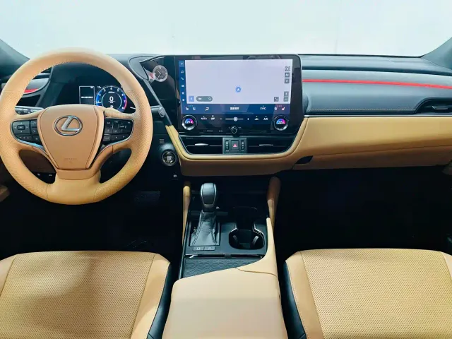 Lexus ES — Фото автомобиля 12