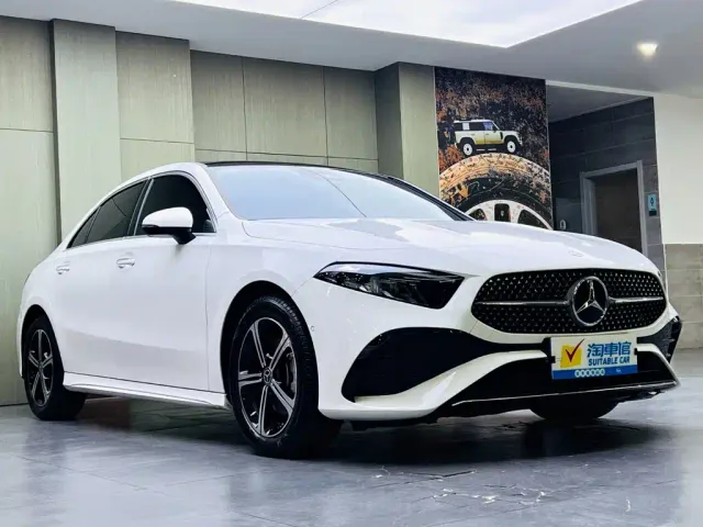 Mercedes-Benz A-Class — Фото автомобиля 3