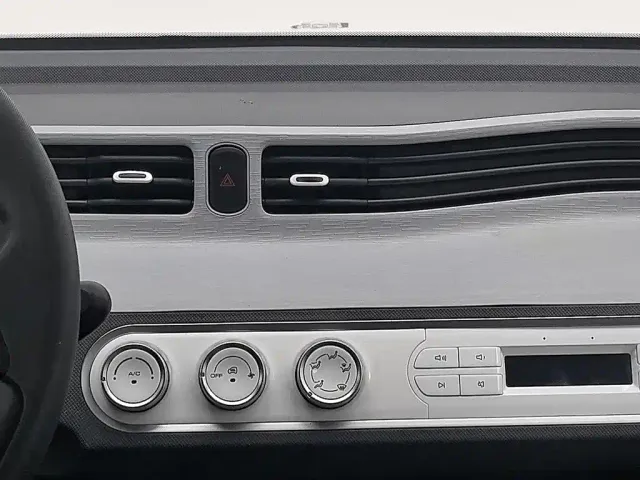 Wuling Hongguang Mini EV — Фото автомобиля 12