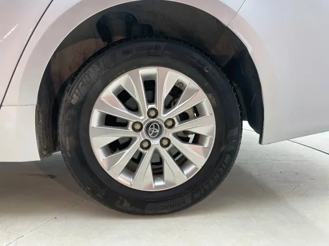 Toyota Corolla — Фото автомобиля 24
