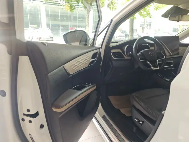 BYD Song MAX — Фото автомобиля 6