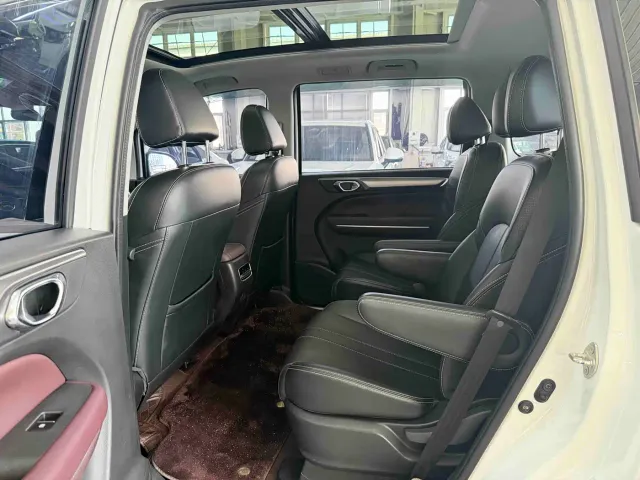GAC Trumpchi M6 — Фото автомобиля 15