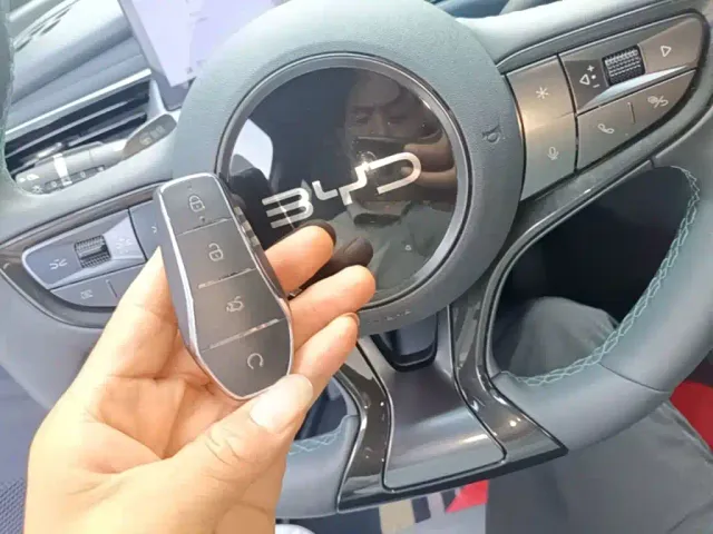 BYD Seal 06 GT — Фото автомобиля 8