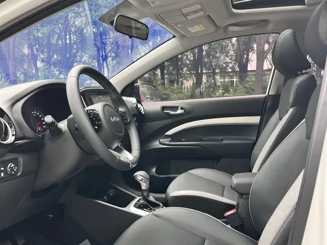 Kia KX1 — Фото автомобиля 4