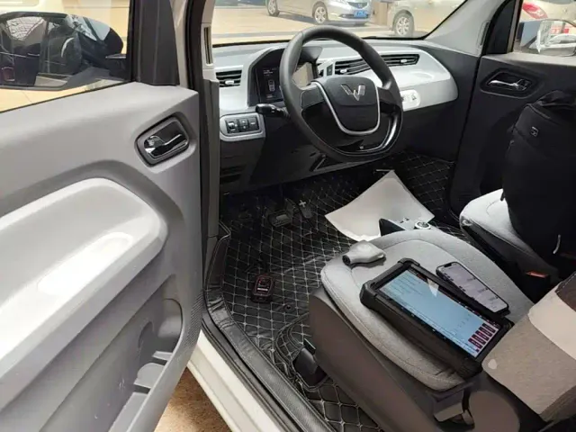 Wuling Hongguang Mini EV — Фото автомобиля 15