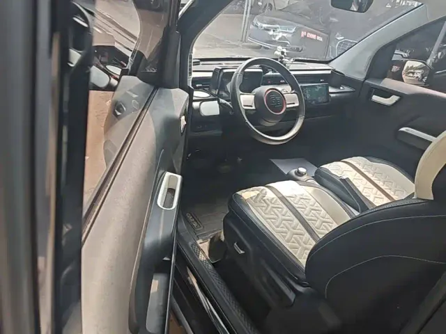 Wuling Hongguang Mini EV — Фото автомобиля 15