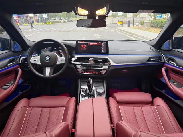 BMW 5 Series — Фото автомобиля 20