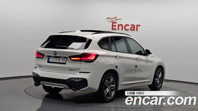 BMW X1 — Фото автомобиля 2