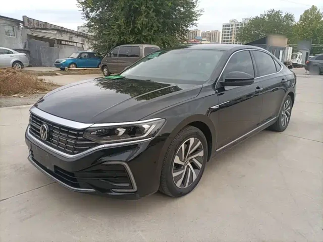 Фотография автомобиля — Volkswagen Passat