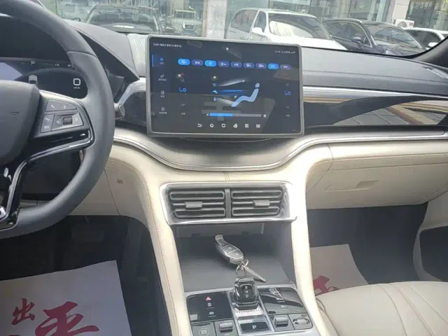 BYD Song PLUS — Фото автомобиля 12