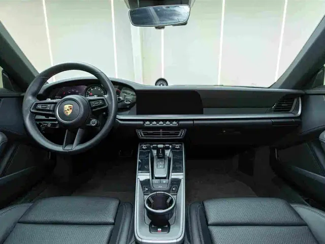 Porsche 911 — Фото автомобиля 15