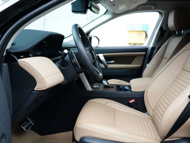 Land Rover Discovery Sport — Фото автомобиля 13