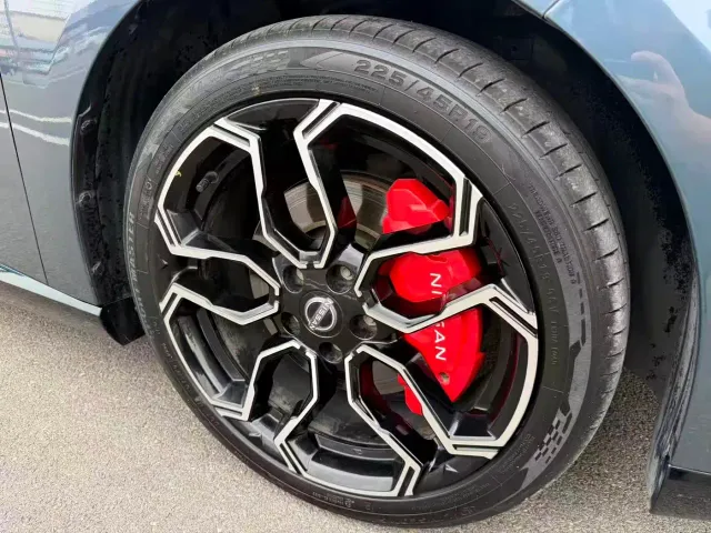 Nissan N7 — Фото автомобиля 18