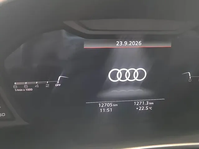 Audi Q3 — Фото автомобиля 10