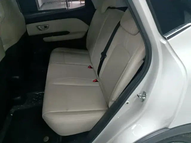 Wuling Binguo PLUS — Фото автомобиля 16