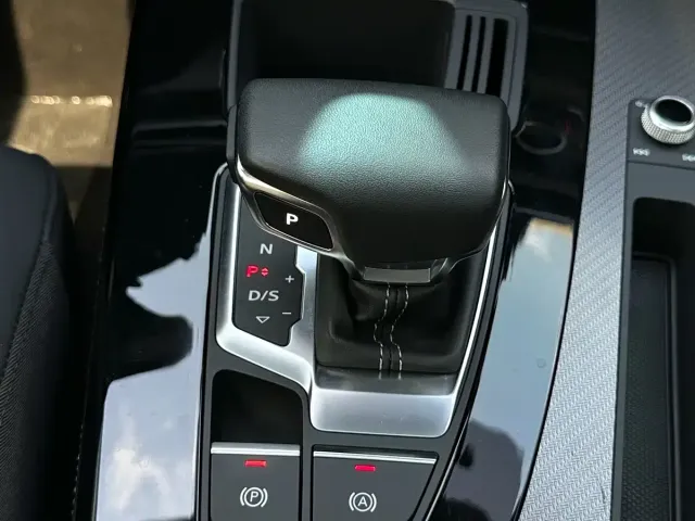 Audi Q5L — Фото автомобиля 25