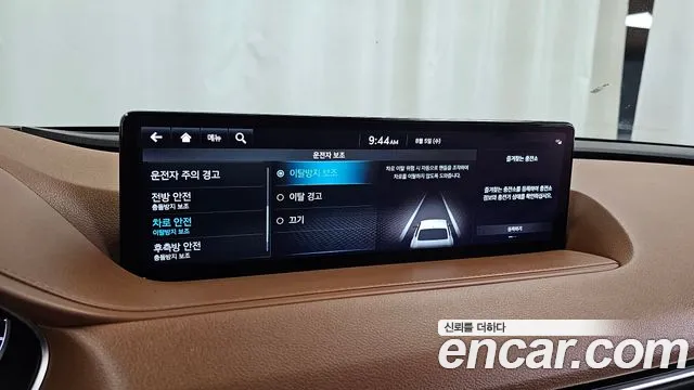 Genesis G80 Electrified G80 (RG3) — Фото автомобиля 27