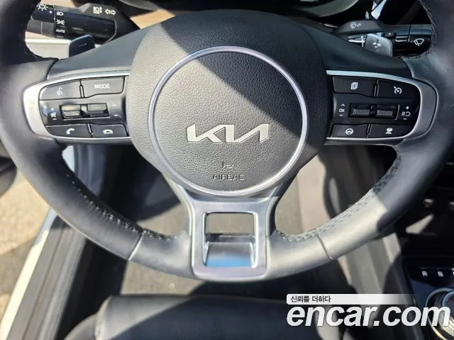 Kia K5 Generation 3 — Фото автомобиля 11
