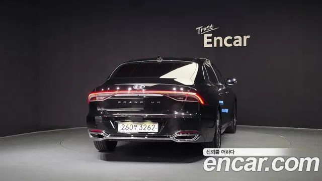 Hyundai Grandeur Новый Grandeur IG 3.0 LPi (Для проката) — Фото автомобиля 4