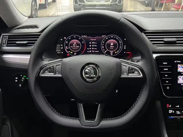 Skoda Superb — Фото автомобиля 11