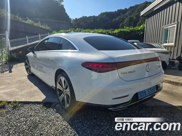 Mercedes-Benz EQS — Фото автомобиля 2