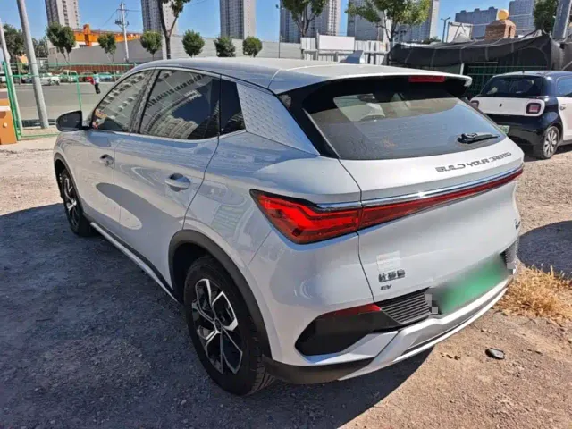 BYD Yuan PLUS — Фото автомобиля 4