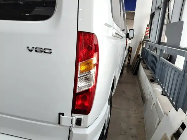 Maxus Xintu V80 — Фото автомобиля 7