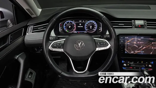 Volkswagen Passat — Фото автомобиля 13