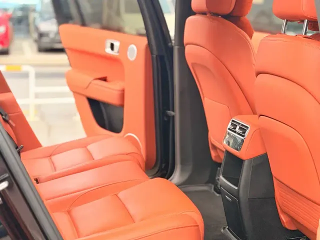 Li Auto L7 — Фото автомобиля 10