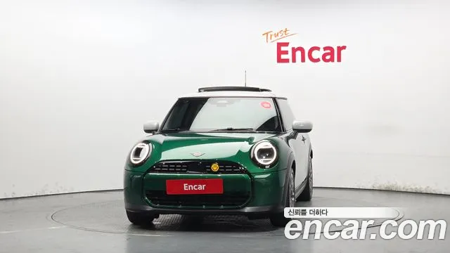 Mini Cooper — Фото автомобиля 3