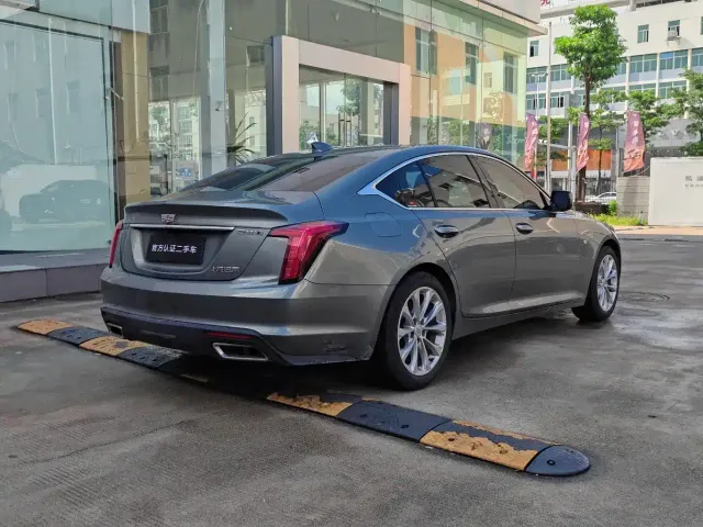 Cadillac CT5 — Фото автомобиля 4