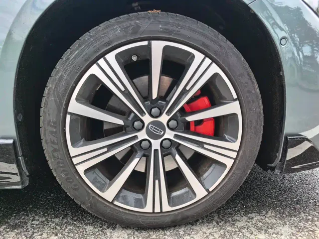 Geely Xingrui — Фото автомобиля 17