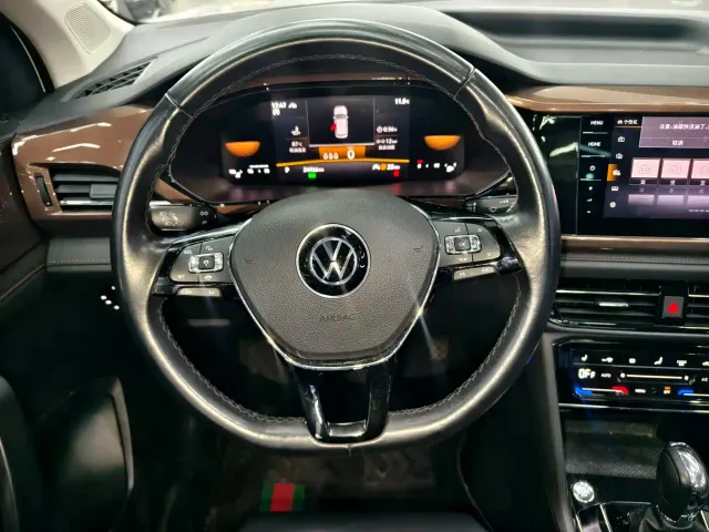 Volkswagen Tharu — Фото автомобиля 12